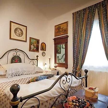 Titti Hotel Orciano di Pesaro